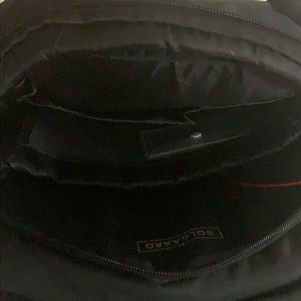 Life proof Backpack - Picture 6 of 6